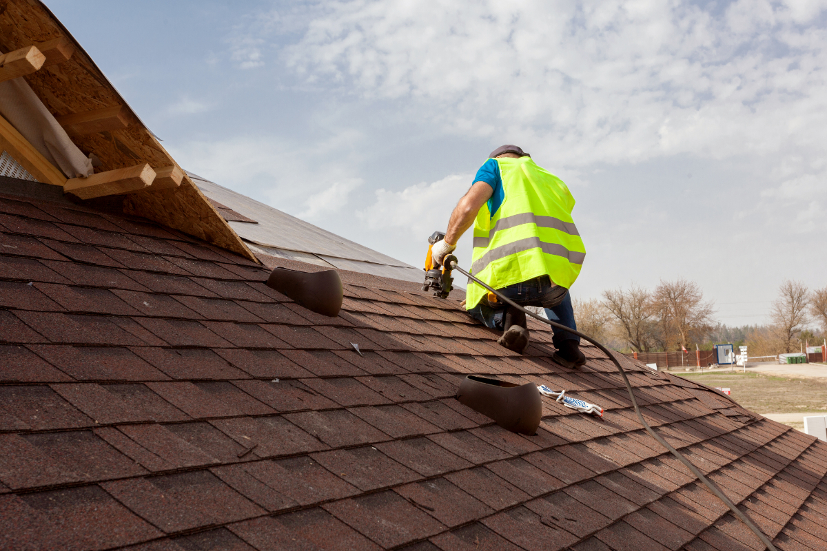 What Is the Minimum Roof Pitch for a Shingled Roof? (Expert's Guide)