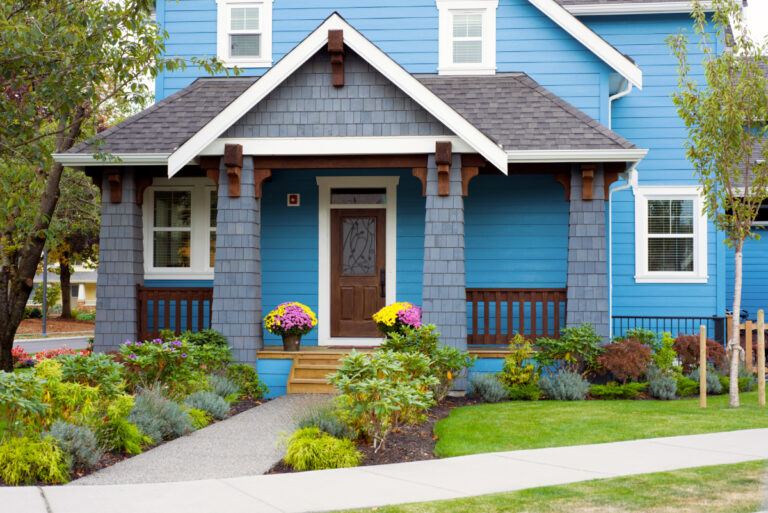 16 Chic Front Door Colors For Blue House (With Pictures)