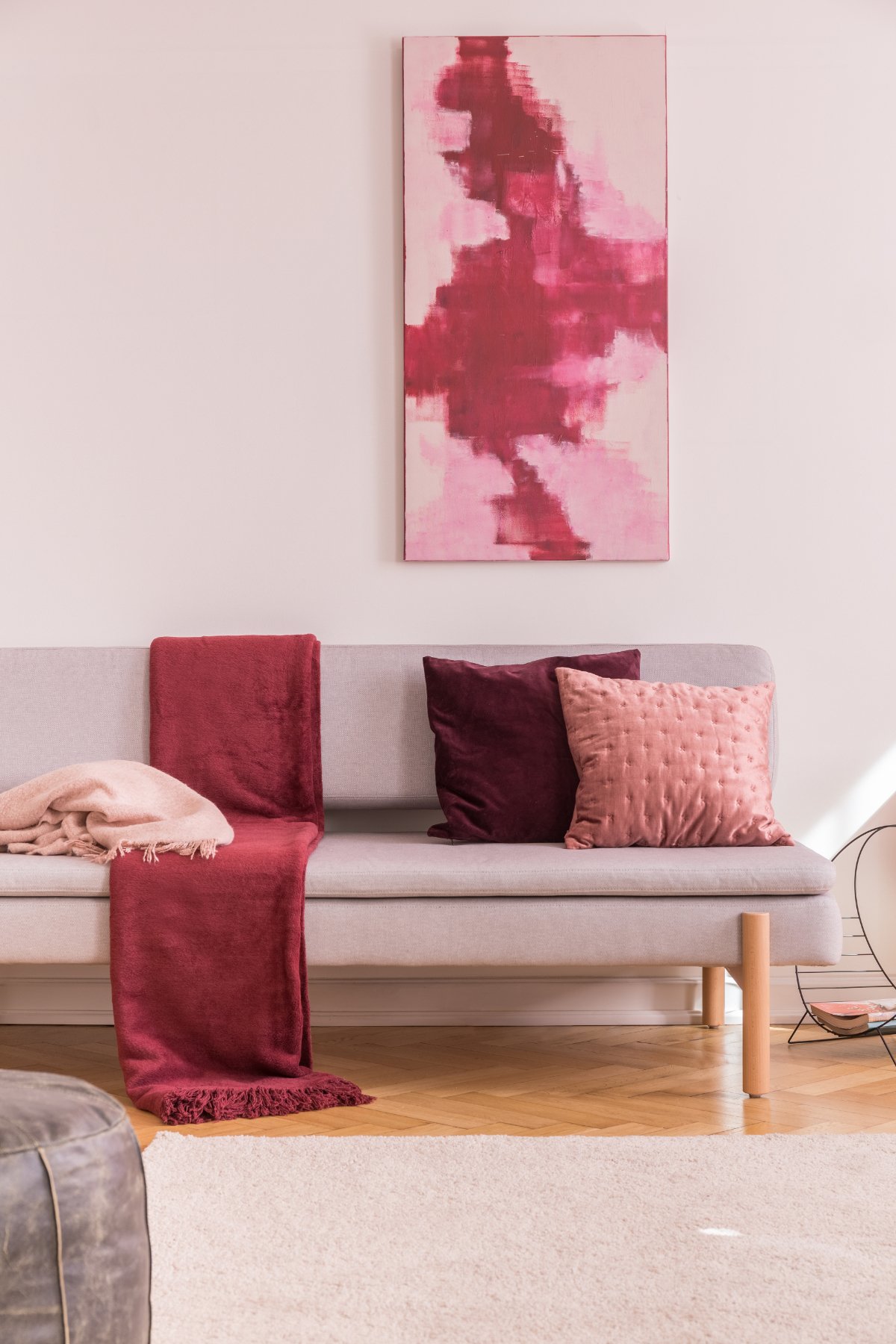 Coral-Dark-Red-Living-Room