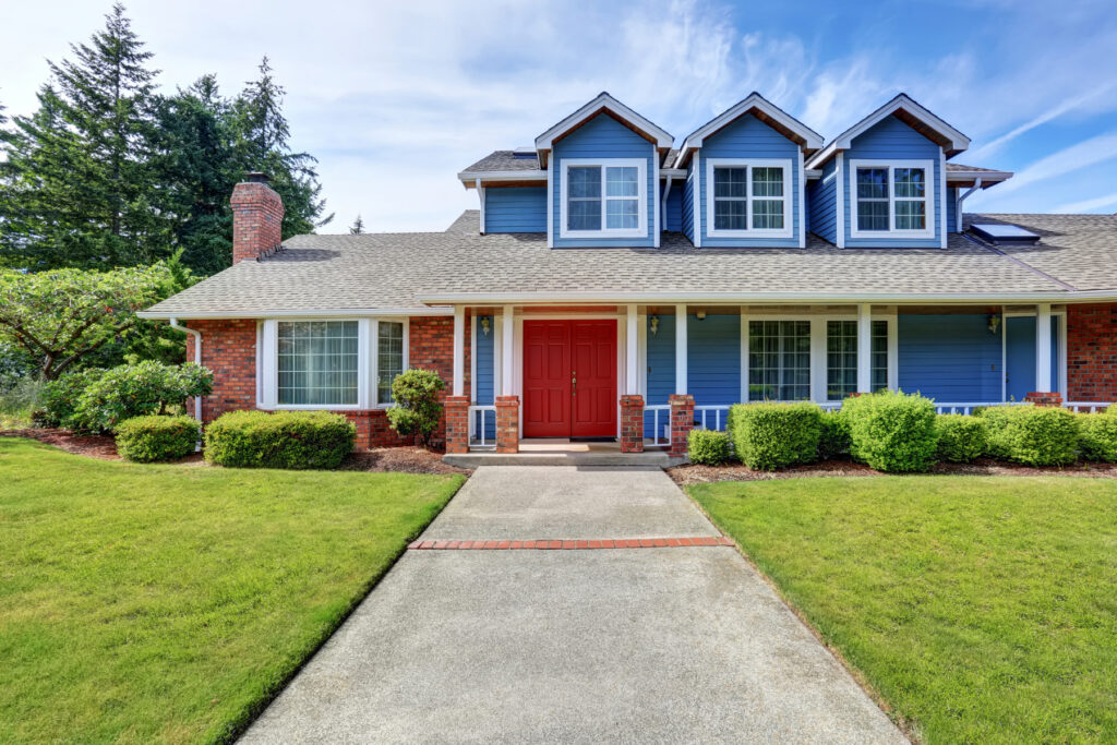 16 Chic Front Door Colors For Blue House (With Pictures)