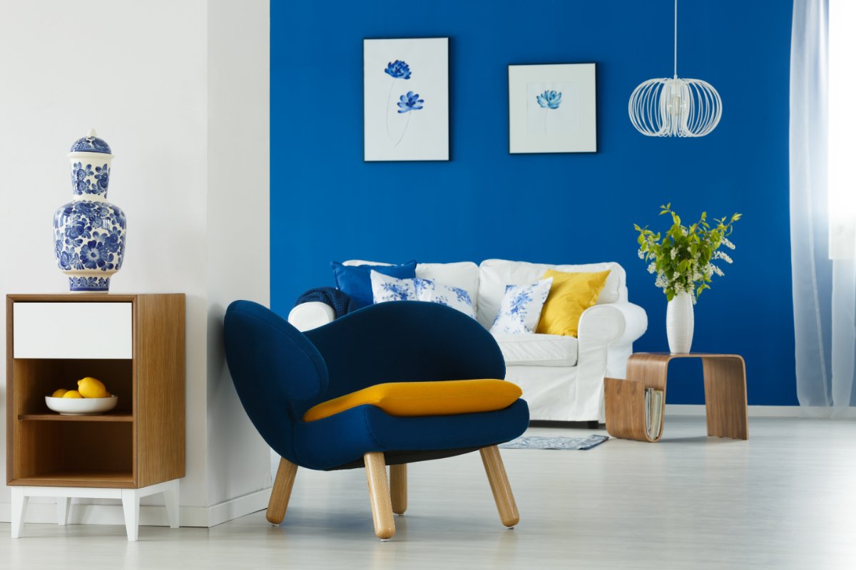 Royal-Blue-and-Deep-Yellow-Living-Space-Interior