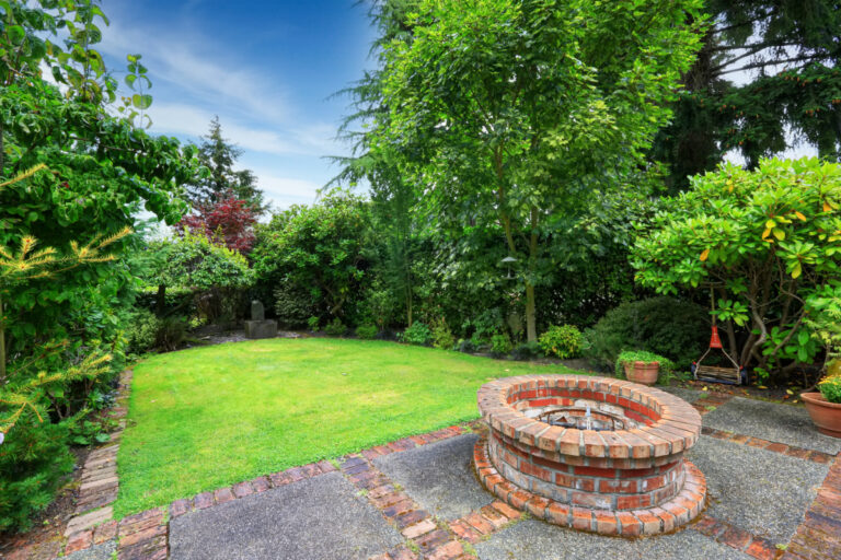 20 Cool Items to Put Around an Outdoor Fire Pit (With Images)