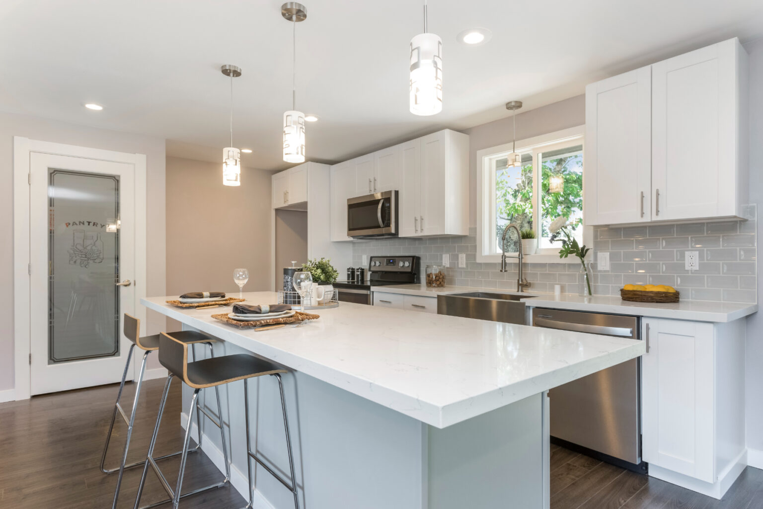 13 Coolest Cabinet Colors That Go With Repose Gray Walls