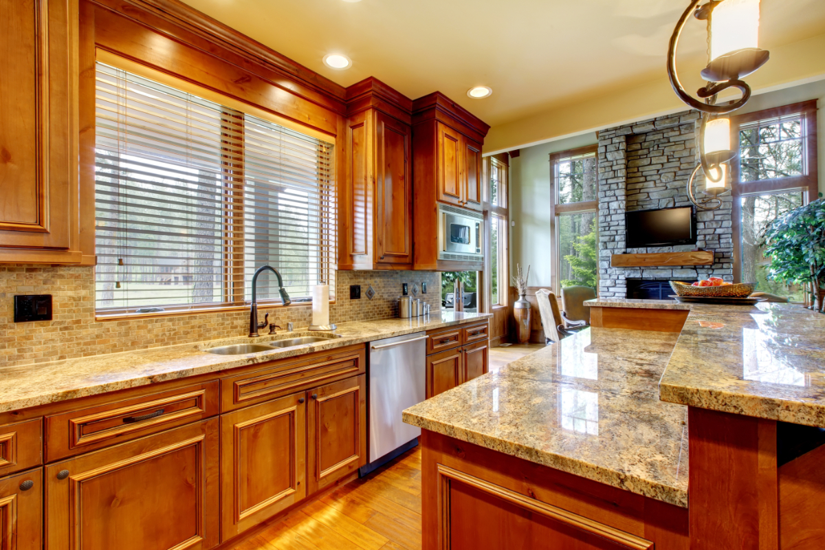 12 Finest Granite Colors For Honey Oak Cabinets (With Images)