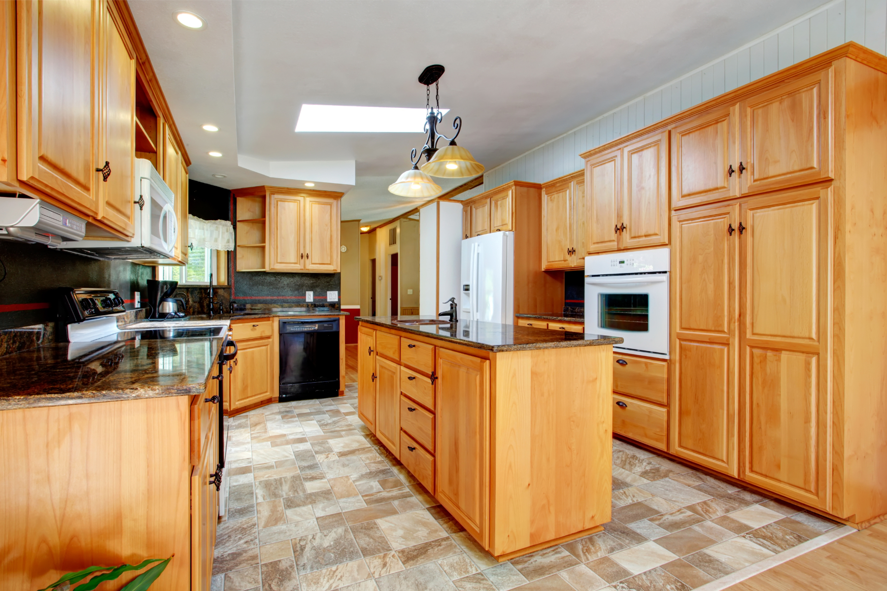 Badware Color 26 Countertop Colors & Textures That Go With Blue Cabinets