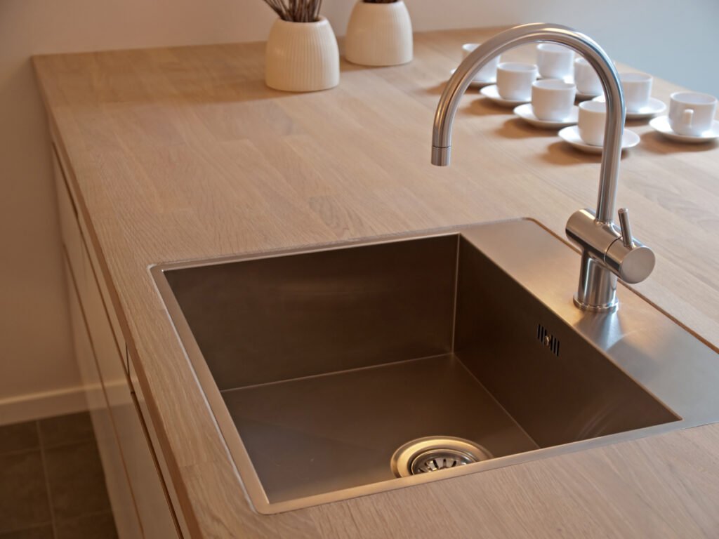 Small Kitchen Sink Made of Iron