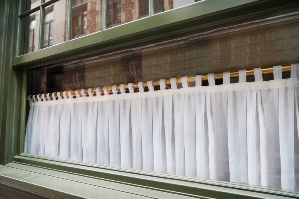 Cafe Curtains or Window Tiers