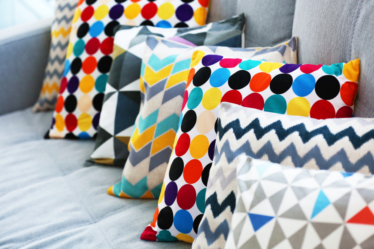 34 Types Of Throw Pillows For Couch (Guide with Images)