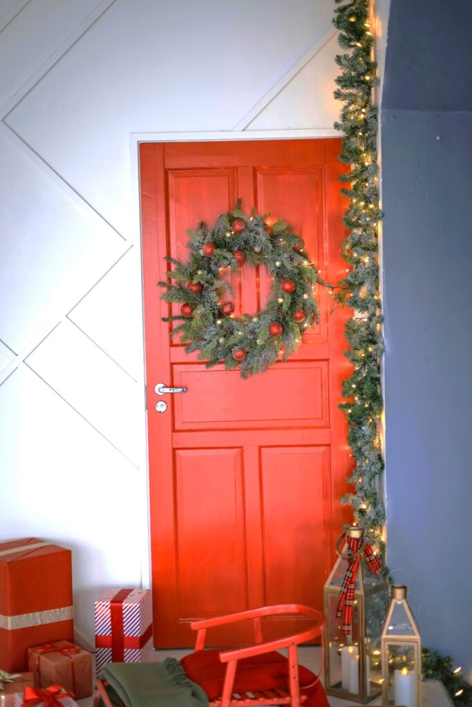 Bedroom Door Garland