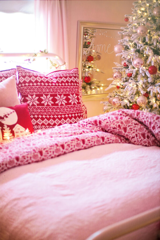 Festive Throw Pillows (1)