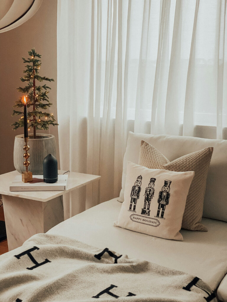 Minimal Boho Christmas Decor